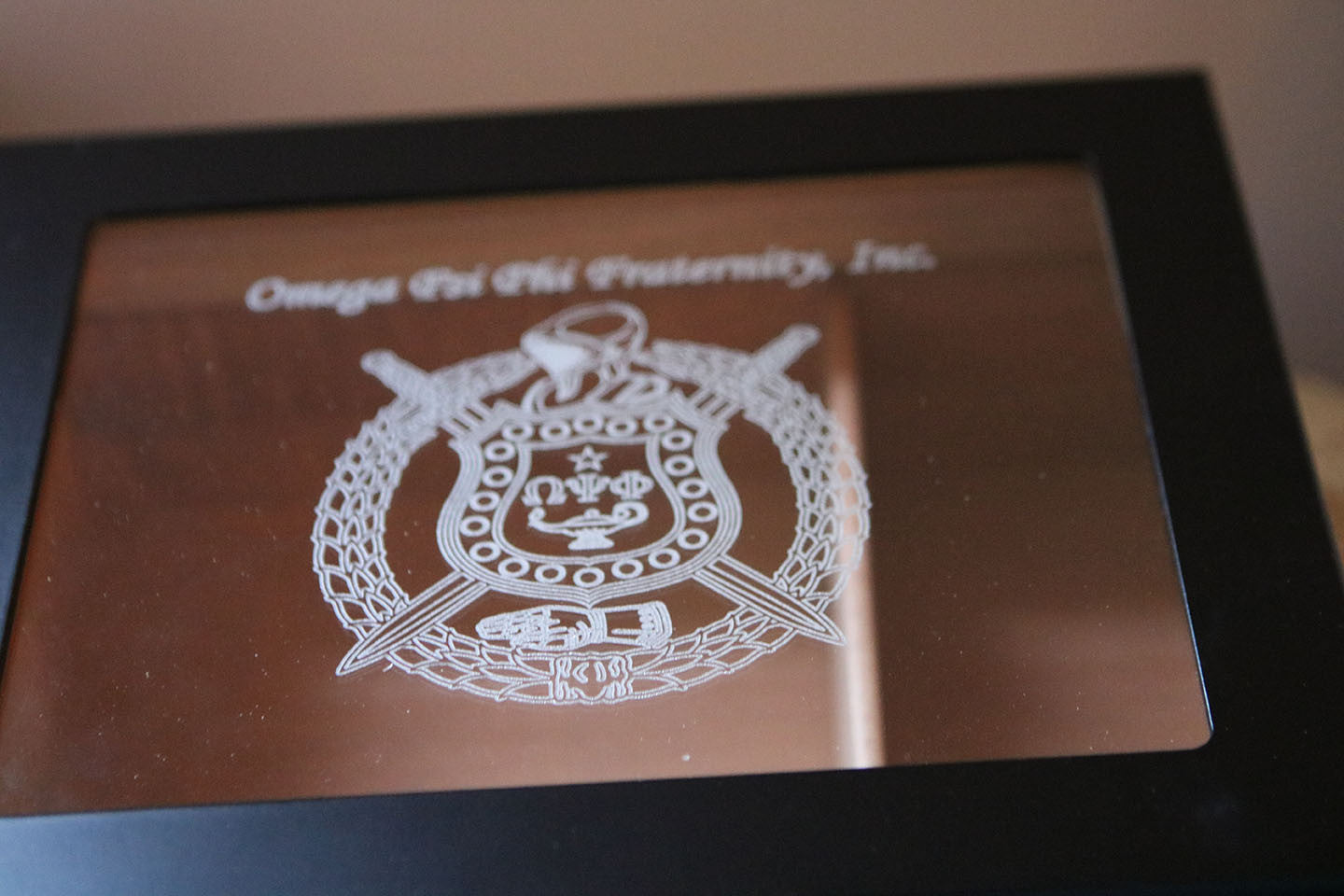 Omega Psi Phi Black Finish Glass Top Cigar Humidor (Holds 40-50)